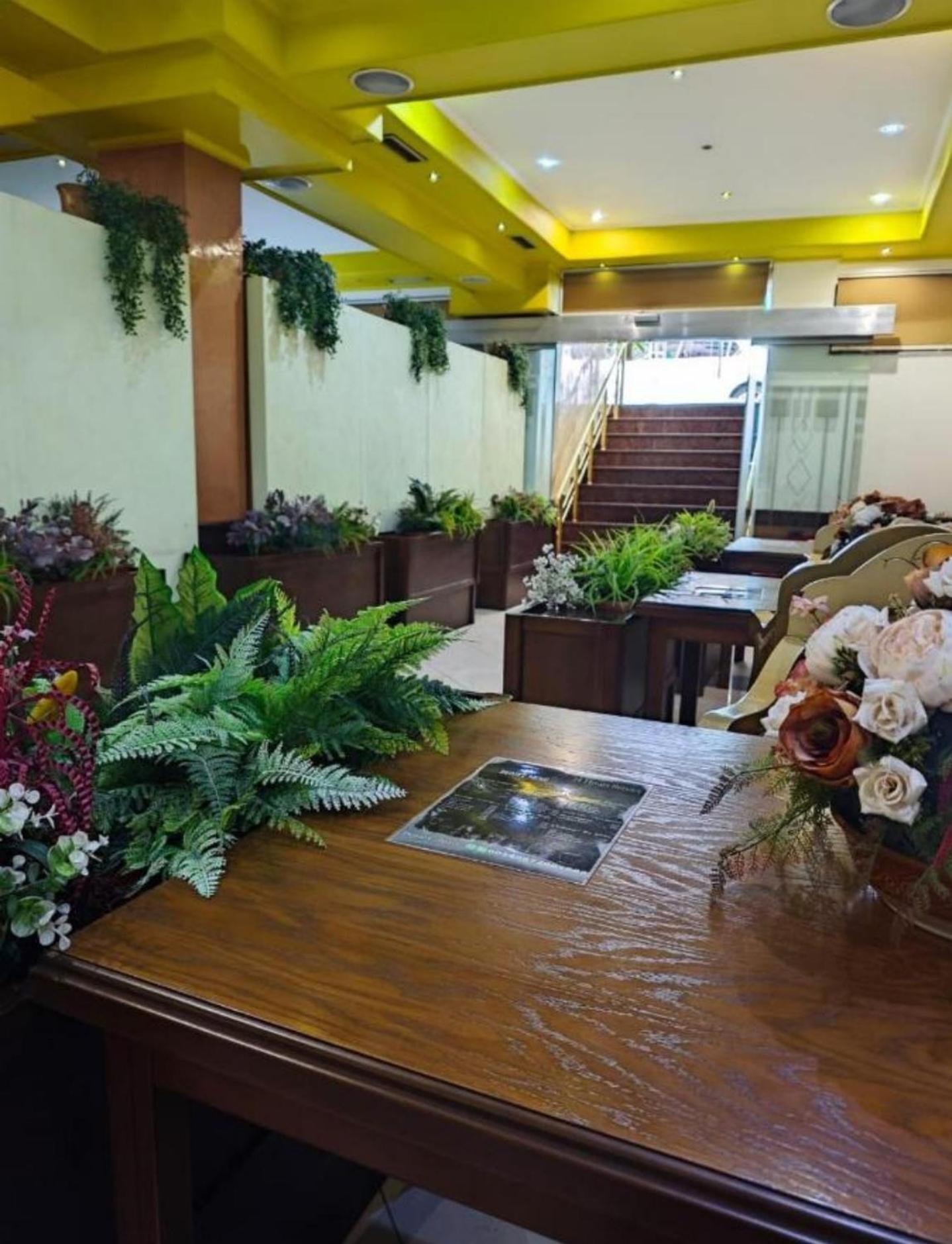 Artist Hotel *